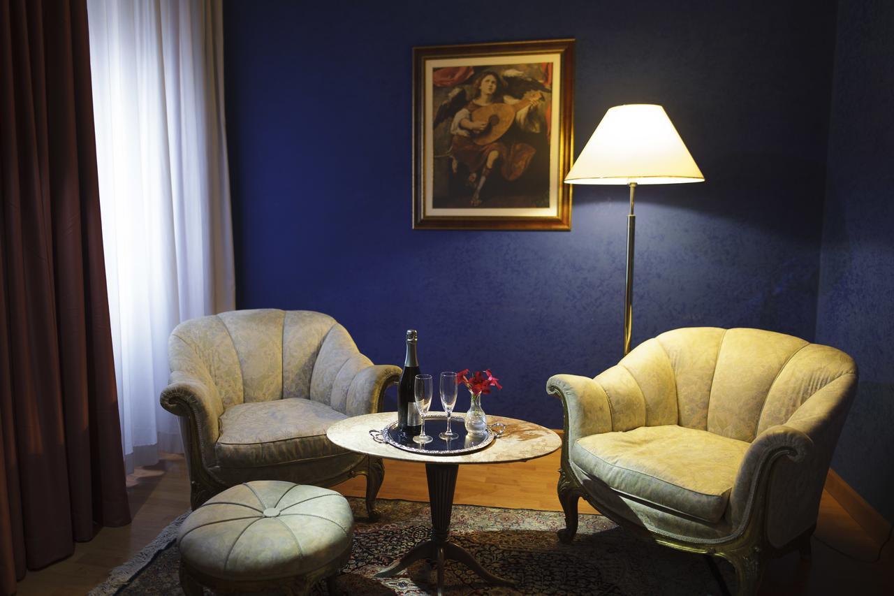 Hotel Relais Filonardi Veroli Стая снимка