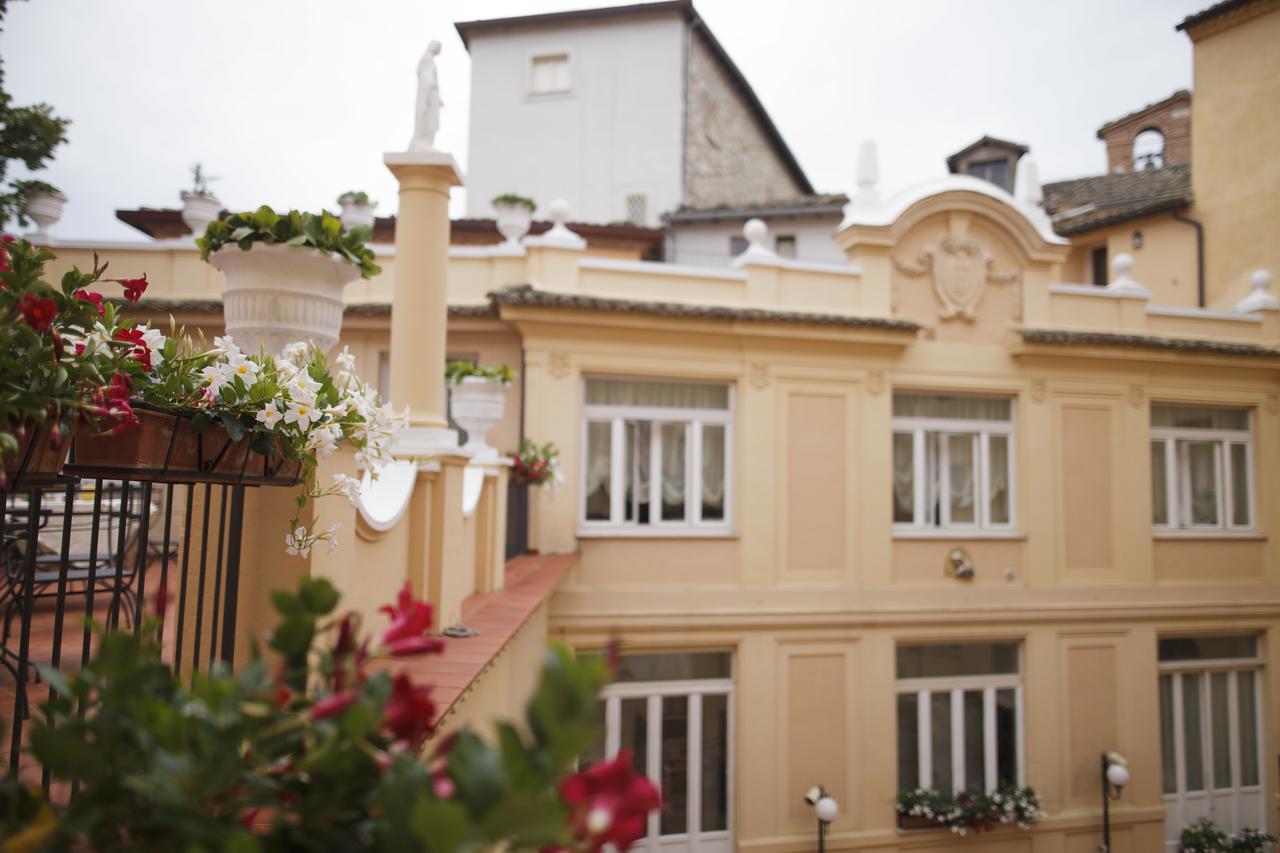 Hotel Relais Filonardi Veroli Екстериор снимка